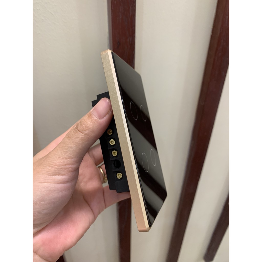 Công Tắc Zigbee Tuya 3.0, Công Tắc Thông Minh Viền Vàng Tuya 4 Nút Cảm Ứng Mặt Kính Chữ Nhật Điều Khiển Từ Xa Qua App