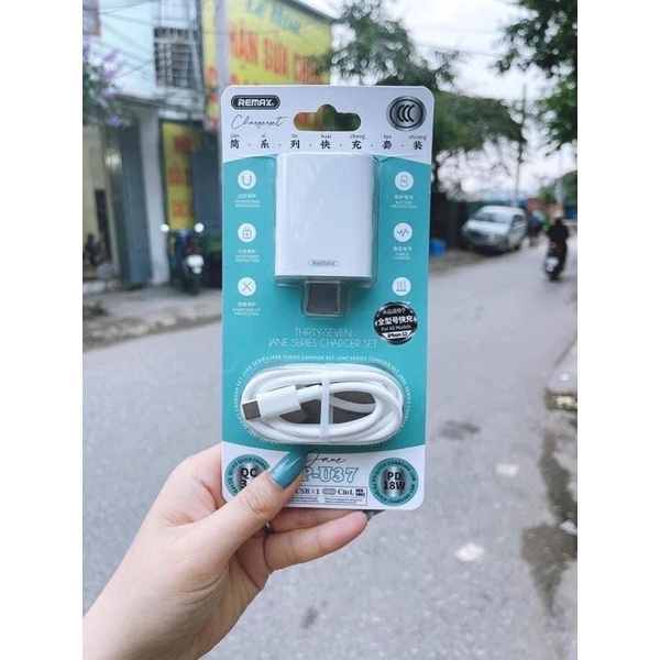 Sạc nhanh remax