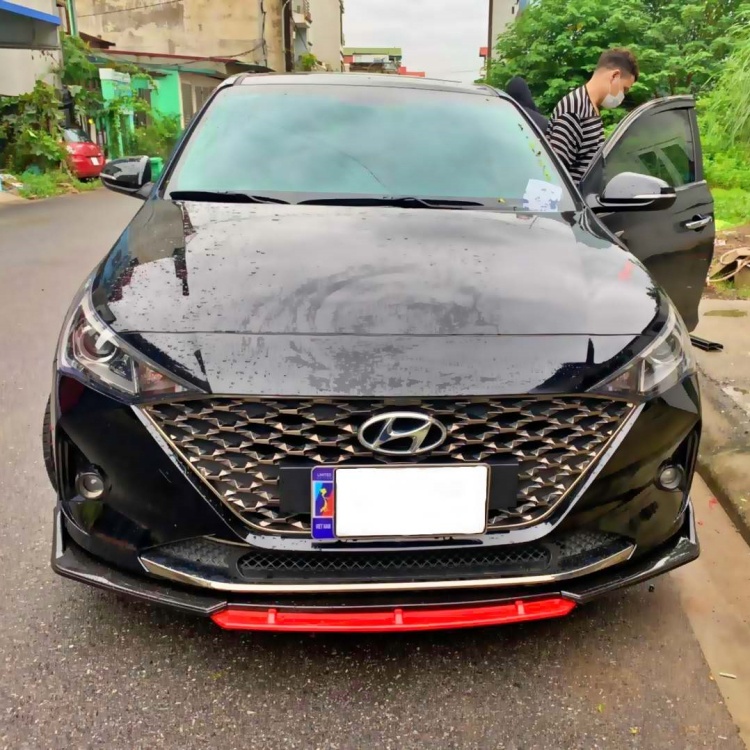 Cản trước thể thao 3 mảnh cho xe Huynhdai Accent 2020