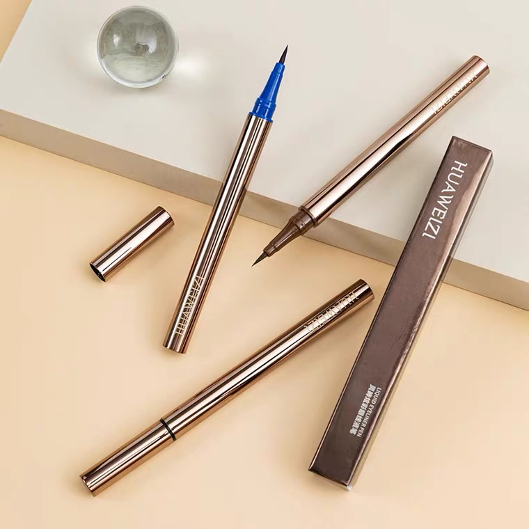 Bút Kẻ Mắt Nước Chống Trôi The First Pen Eyeliner