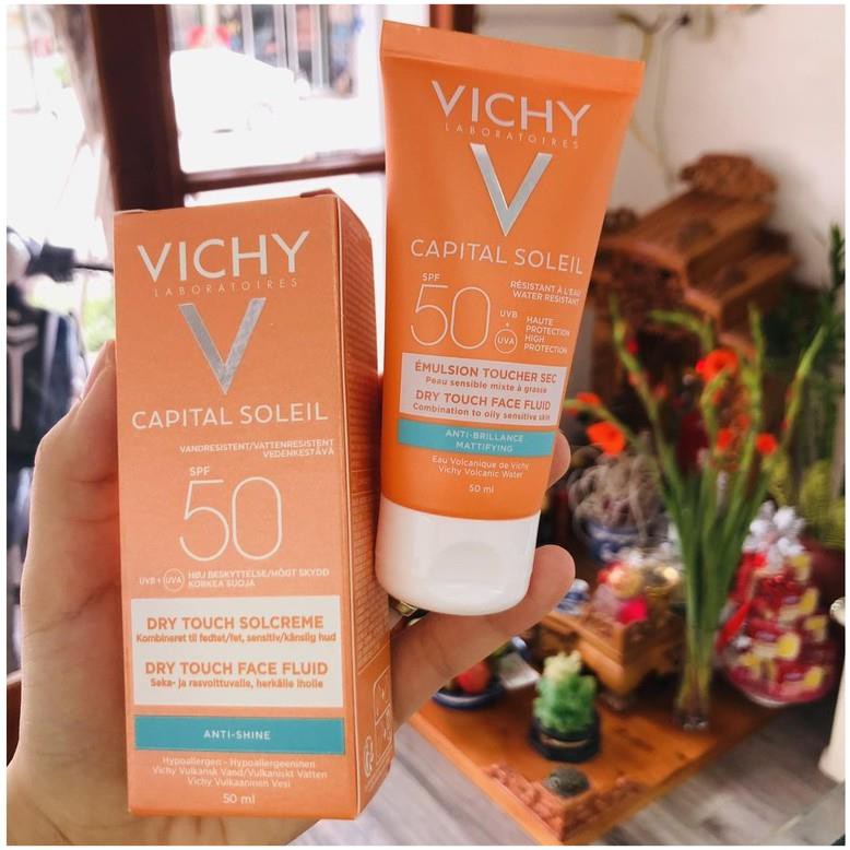 Kem Chống Nắng Vichy Capital Soleil SPF 50 50ml