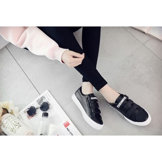 Giày sneaker nữ