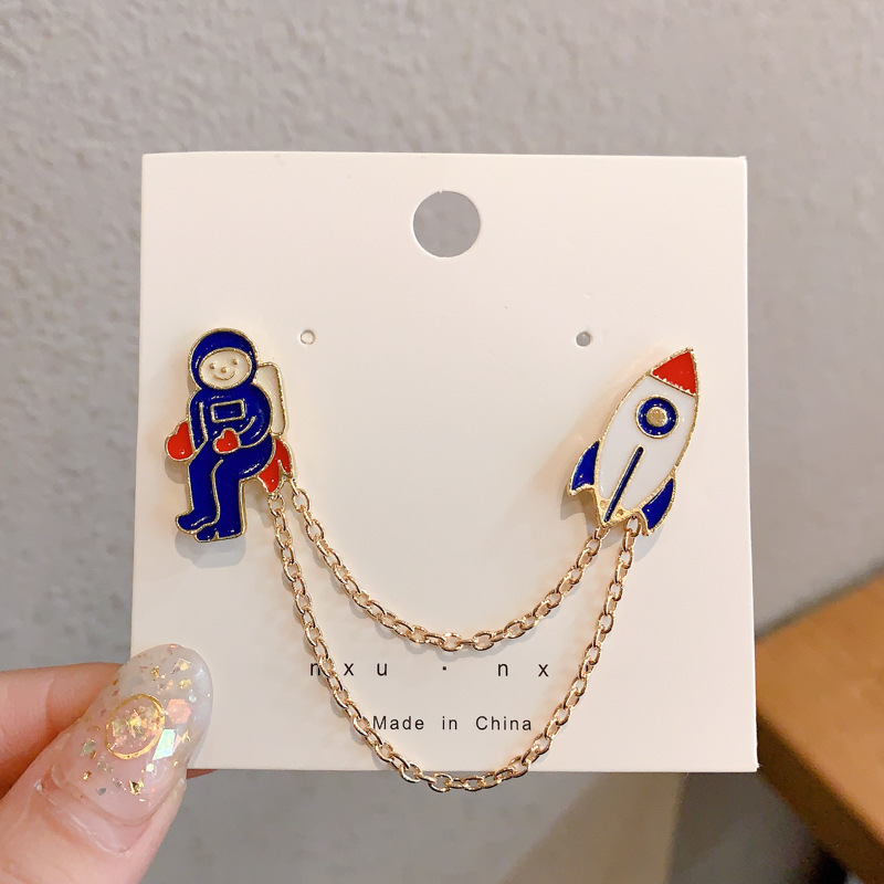 Huy Hiệu Cài Áo Họa Tiết Hoạt Hình Nhật Bản Dễ Thương