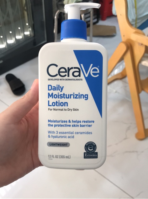 Lotion dưỡng ẩm CeraVe Daily Moisturizing cho da thường đến da khô