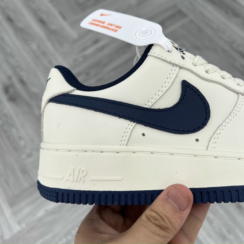 GIÀY AF1 KEM NAVY DA THẬT LAI AU