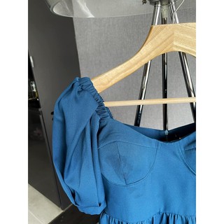 váy cúp ngực xoè tầng