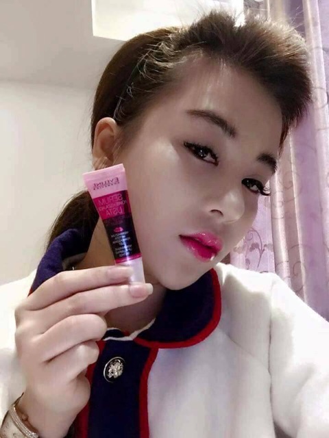 Serum làm đầy môi Eveline Hyaluron Lip Push-Up