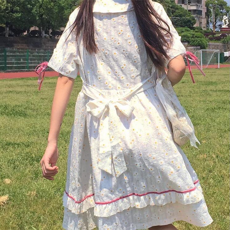 Đầm Ngắn Tay In Họa Tiết Hoa Xinh Xắn Cho Nữ