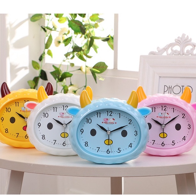 Đồng hồ để bàn dành cho trẻ em - mẫu cừu nhiều màu sắc