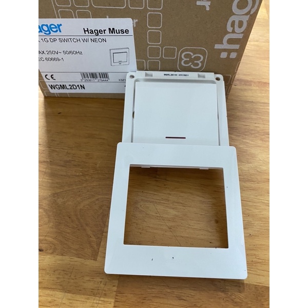 Công tắc máy nước nóng WGML2D1N