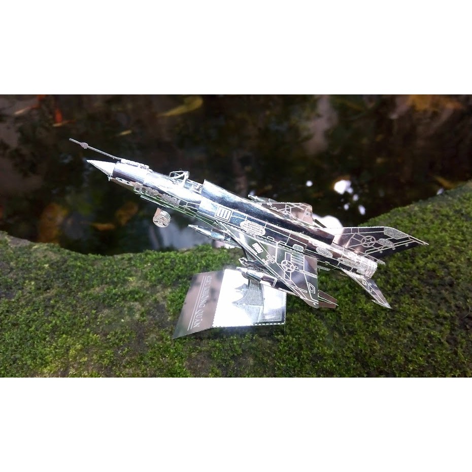 Mô Hình Lắp Ghép kim Loại 3D Máy bay Tiêm Kích MIG-21 KQ Việt Nam
