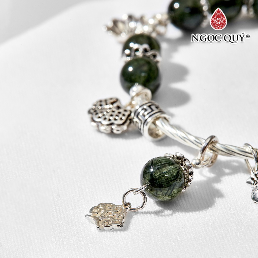 Vòng tay TA tóc xanh phối charm hoa sen hạt 8mm - Ngọc Quý