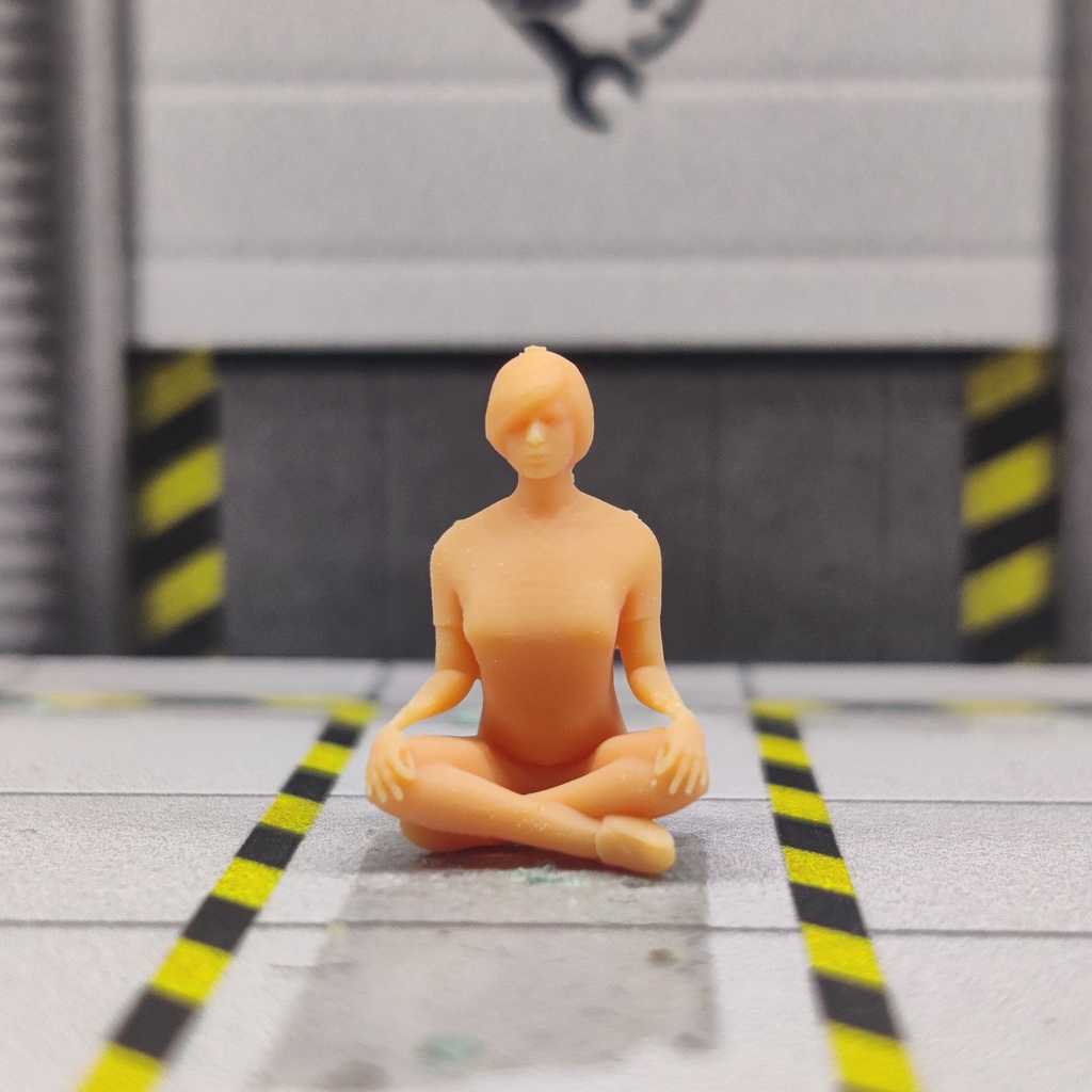 Mô Hình Búp Bê Nữ Tập Yoga Ngồi Thiền Màu Trắng Trơn Tỉ Lệ 1/64 S834
