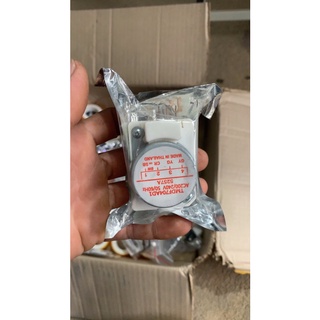 Đồng hồ rơ le thời gian timer tủ lạnh thái lan 704