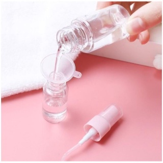 Phễu chiết mỹ phẩm mini 3*4cm