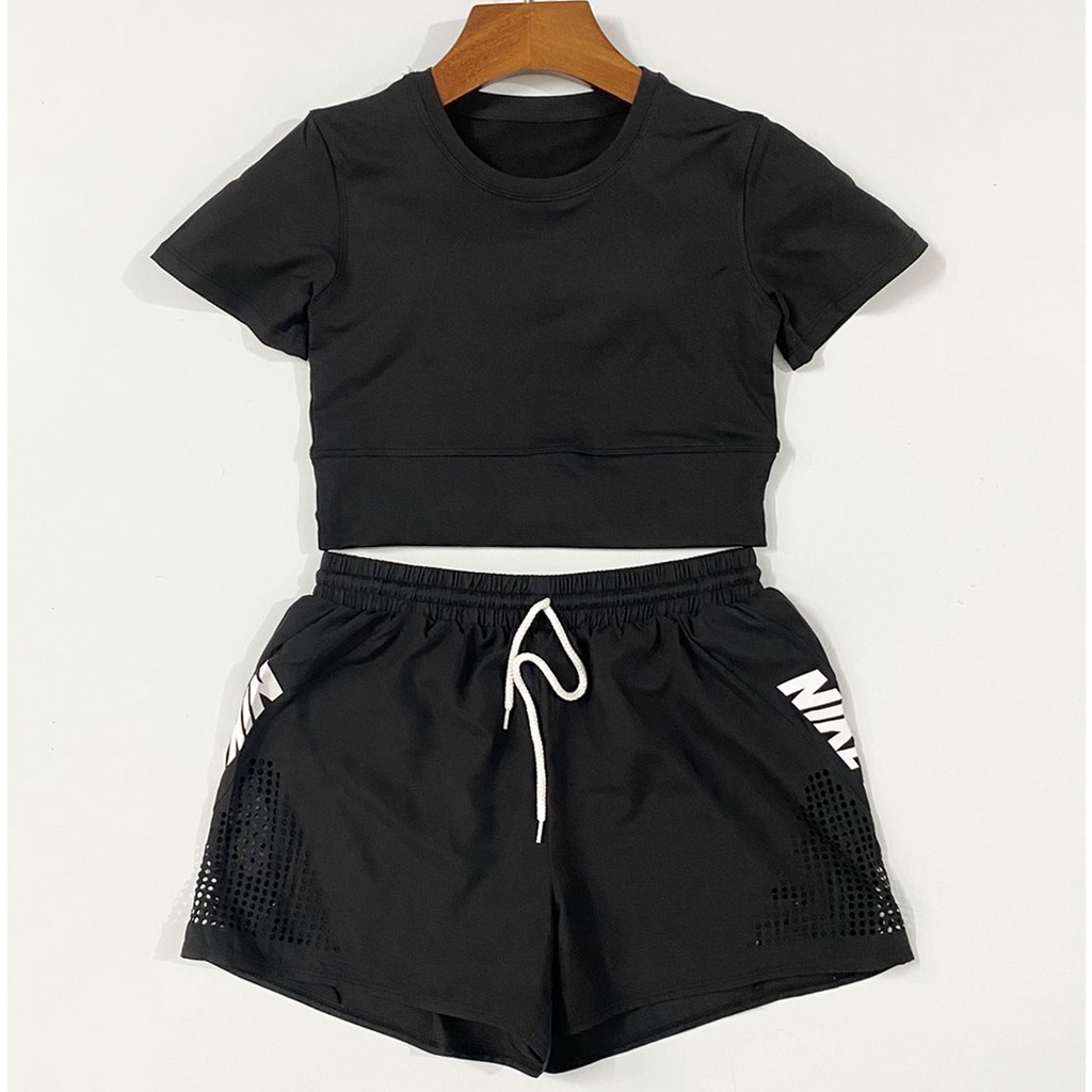 ♀☸Bộ Tập Thể Thao Nữ - Áo Croptop Quần Short 2 Lớp Phù Hợp Chạy Bộ, Tennis, Cầu Lông, Gym Màu Sắc Trẻ Trung Năng Động