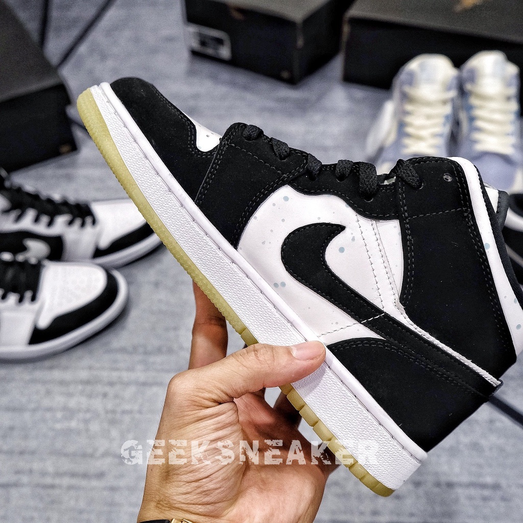 [GeekSneaker[ Giày Jordan 1 Mid Black White Tint