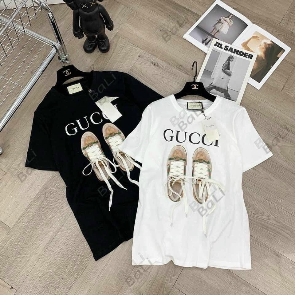 Combo 2 Áo Phông Gucci Buộc Dây Giày - Kiểu Dáng Unisex Form Rộng Tay Lỡ Cho Nam Và Nữ, Áo Đôi