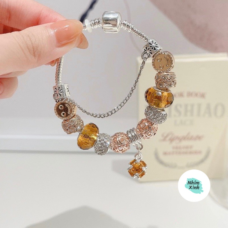 Vòng Tay Charm Pha Lê Cho Nữ, Lắc Tay Đính Đá Sẵn Hàng - Thiết Kế Lạ Mắt, Nổi bật, Trẻ Trung