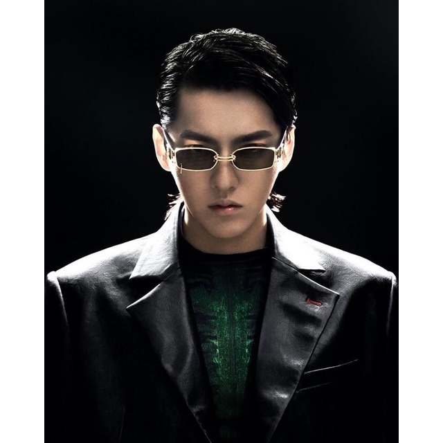 Kính mát thời trang GM dáng chữ nhật,phong cách hàn quốc trẻ trung dành cho cả nam và nữ.Phù hợp đeo đi chơi,chụp ảnh