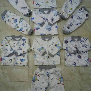 Combo 5bộ nỉ bông bé trai chỉ 200k.