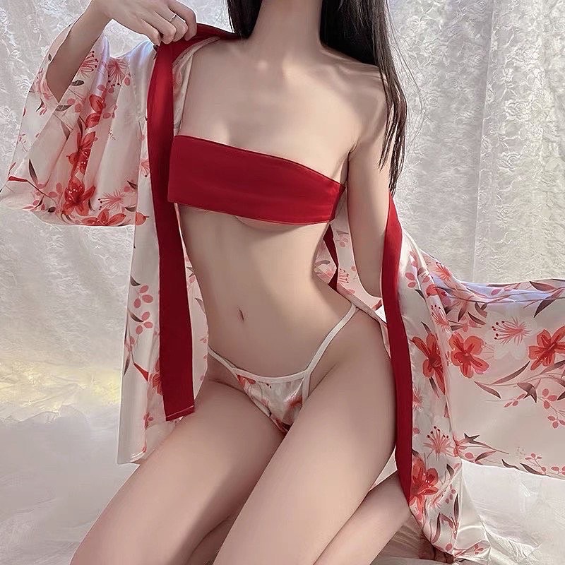 Mã QR1567 - Kimono Cách Tân Lụa Satin Hoạ Tiết Hoa Vẽ Cực Xinh - Choàng Ngủ Nữ Sexy Phong Cách Nhật Bản