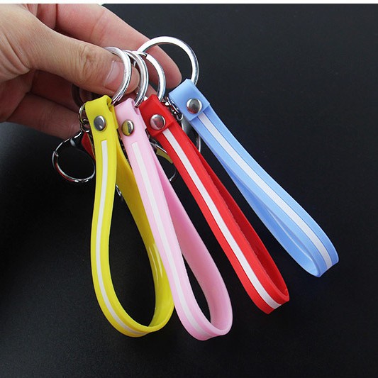 Cửa hàng mới!9 Yuan đang bán!Móc Chìa Khóa Xe Máy Bằng Silicon Mềm Tiện Dụng Và Bền