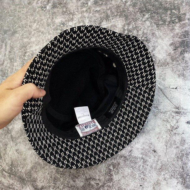 Mũ Bucket M.L.B NY Monogram Bucket Hat - Black XUẤT DƯ FULL TEM TAG