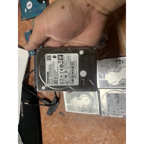 hdd laptop 1000gb, ổ cứng 1TB chép game và data video hình ảnh, sức khoẻ kém, cài win 10, chép data nhanh mượt