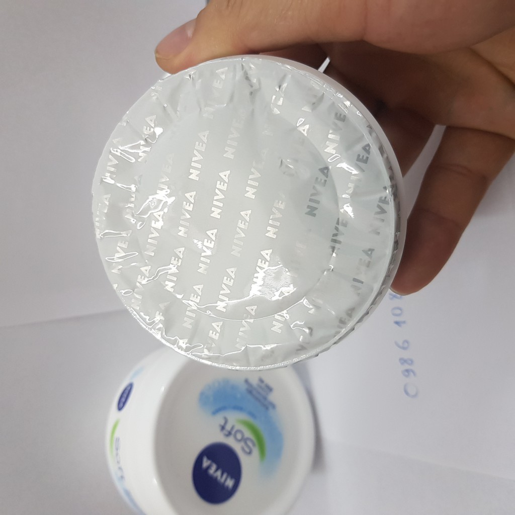 Kem dưỡng ẩm Nivea soft của Đức 200ml | BigBuy360 - bigbuy360.vn