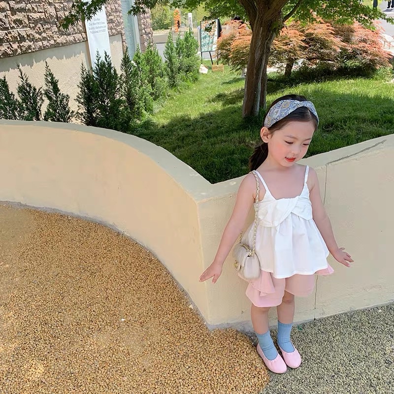 Áo 2 dây cho bé gái chất đũi xước Royal Kids