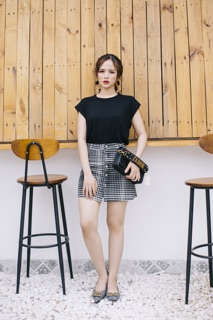 Áo thun lụa xoắn lưng