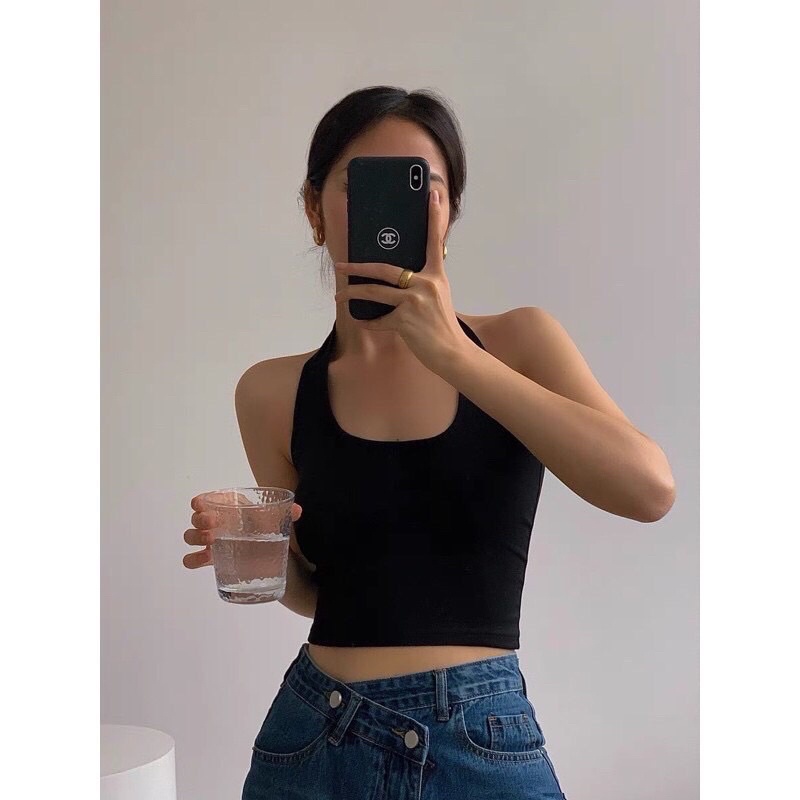 Áo croptop cổ yếm trendy