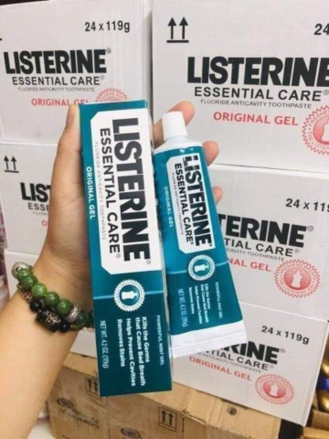 Kem đánh răng Listerine Mỹ 119g