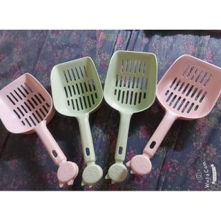 Xẻng xúc cát cho mèo