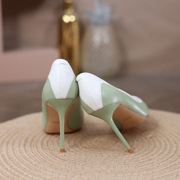 Giày Cao Gót 8cm Mũi Nhọn Phối Màu Đen Và Trắng Thời Trang 2022