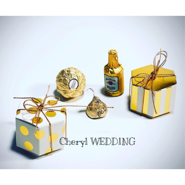 Set 10 hộp quà cưới lục giác nhũ vàng