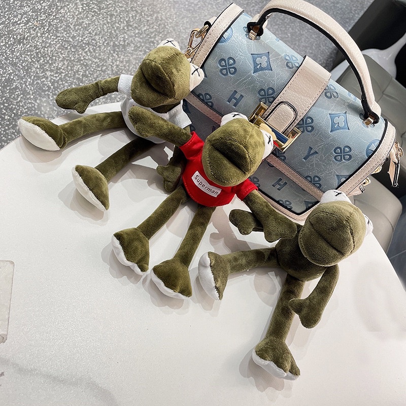 [ Tặng dây móc khóa ] Móc khóa ếch chân dài_ dùng treo balo , túi xách sang chảnh / nhiều khác