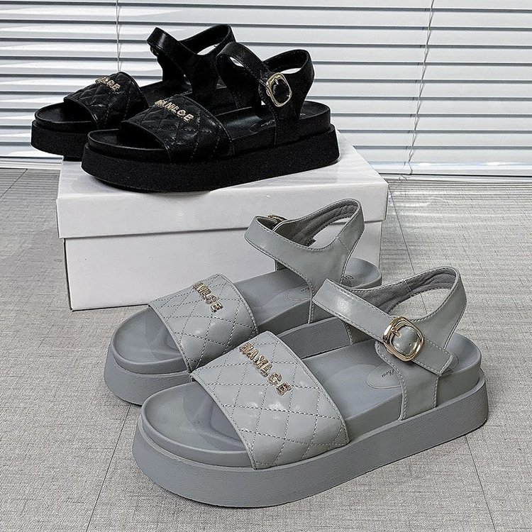 sandal nữ Thick Bottomed One Line Buckle Letter Open Toe Sandals for Women | BigBuy360 - bigbuy360.vn