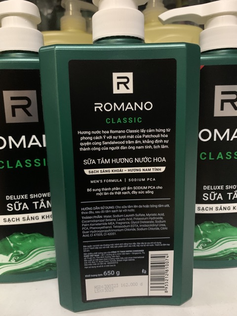 Sữa Tắm Romano Classic 650 ml ( xanh lá )