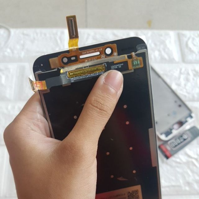 Combo Bộ Vỏ + Màn Hình Vivo V5 Zin Hàng Cao Cấp Tặng 1 Tuýp Keo B-7000