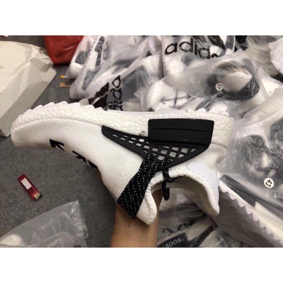 Giày Human Race Mầu Trắng