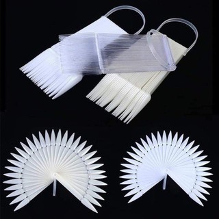 Móng que nhọn sơn mẫu Nails