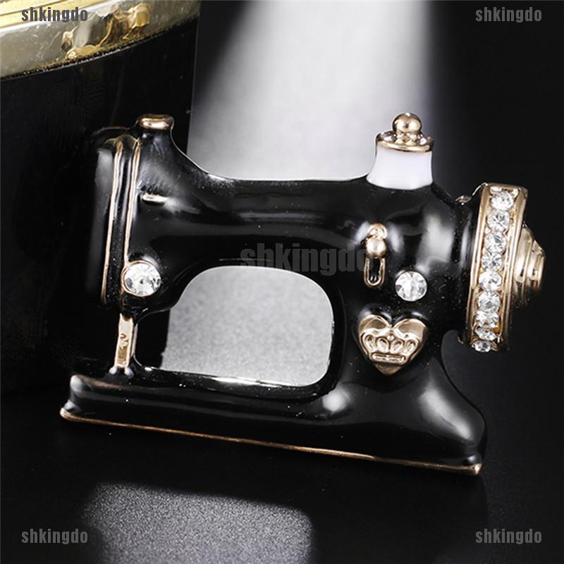 Trâm Cài Cổ Áo Hình Máy May Độc Đáo