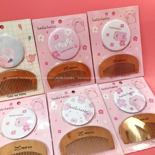 (Inochi) Gương Mini Bỏ Túi Gấu Trúc Kèm Lược Gỗ