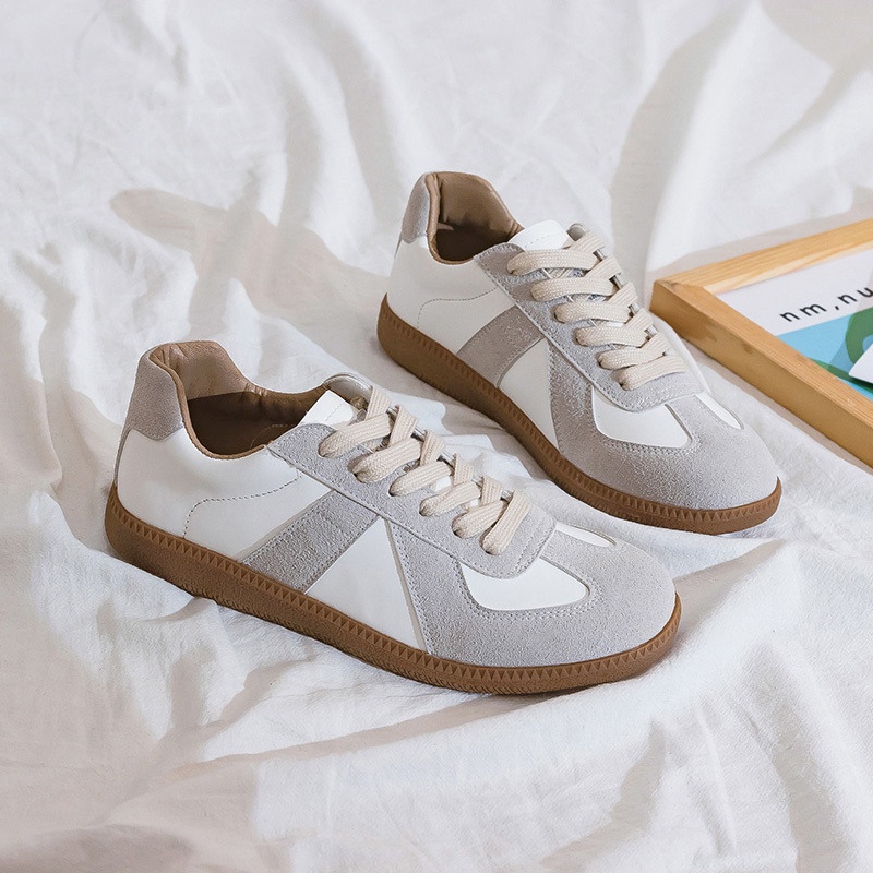 Giày Thể Thao Nữ Thoáng Khí Thời Trang Mới