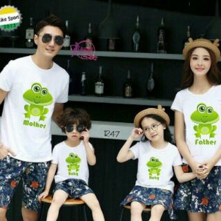 Áo gia đình Bé Ếch Xanh chất cotton loại 1 bán shop đủ màu đủ size từ 5-100kg