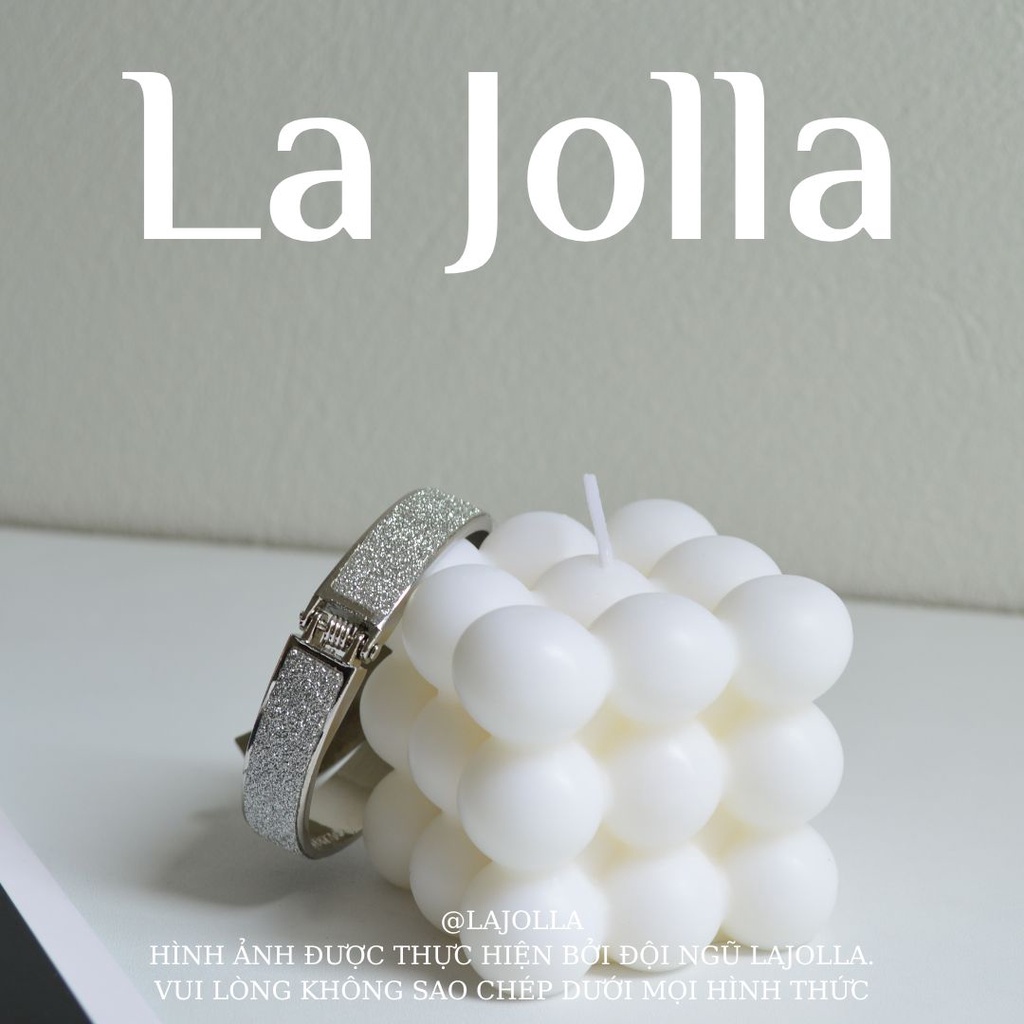 Vòng đeo tay lắc tay thiết kế đơn giản