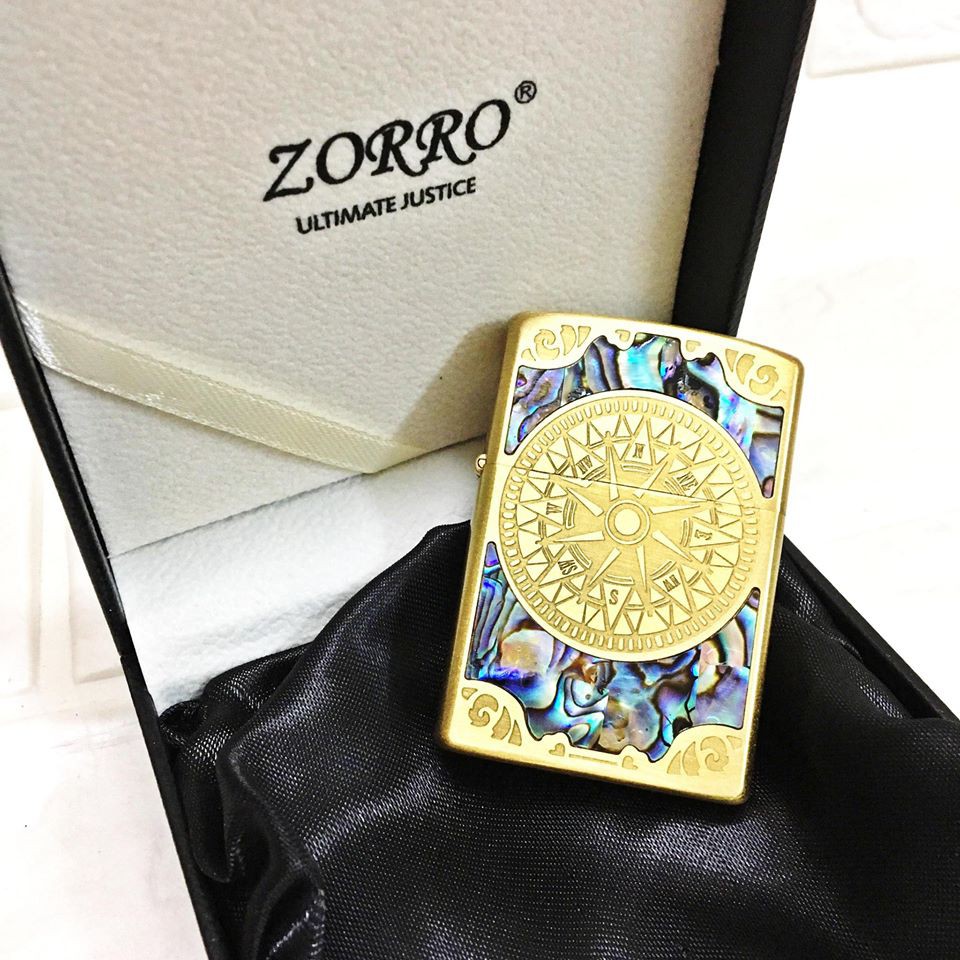 Hột-Quẹt-Bật-Lửa-X-ăng zipo loại đẹp Zorro hình Khắc Kim chỉ Nam + Hộp cưc đẹp