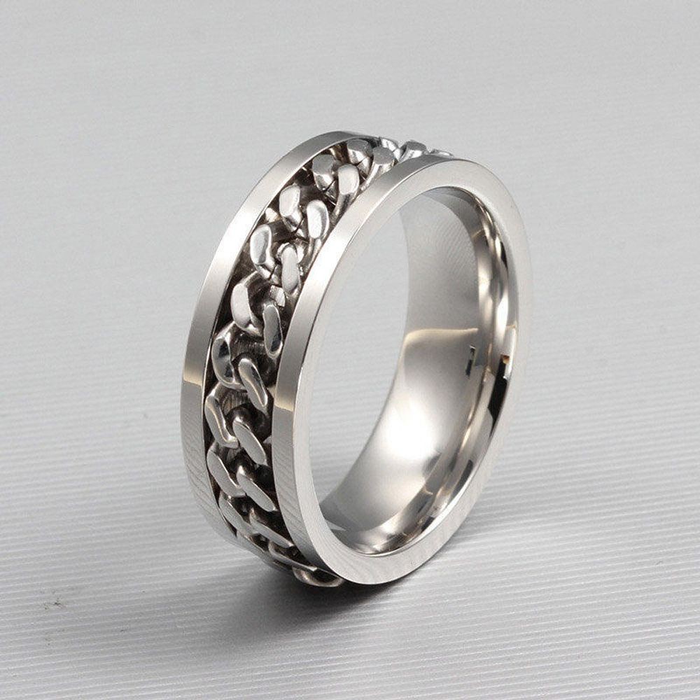 Nhẫn cưới thiết kế sang trọng